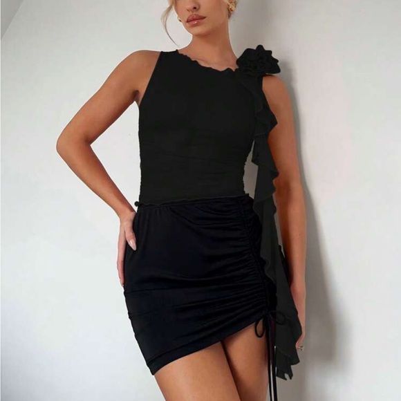 Stereo flower 3D Rosette ruffle mesh Top - Picture 4 of 5